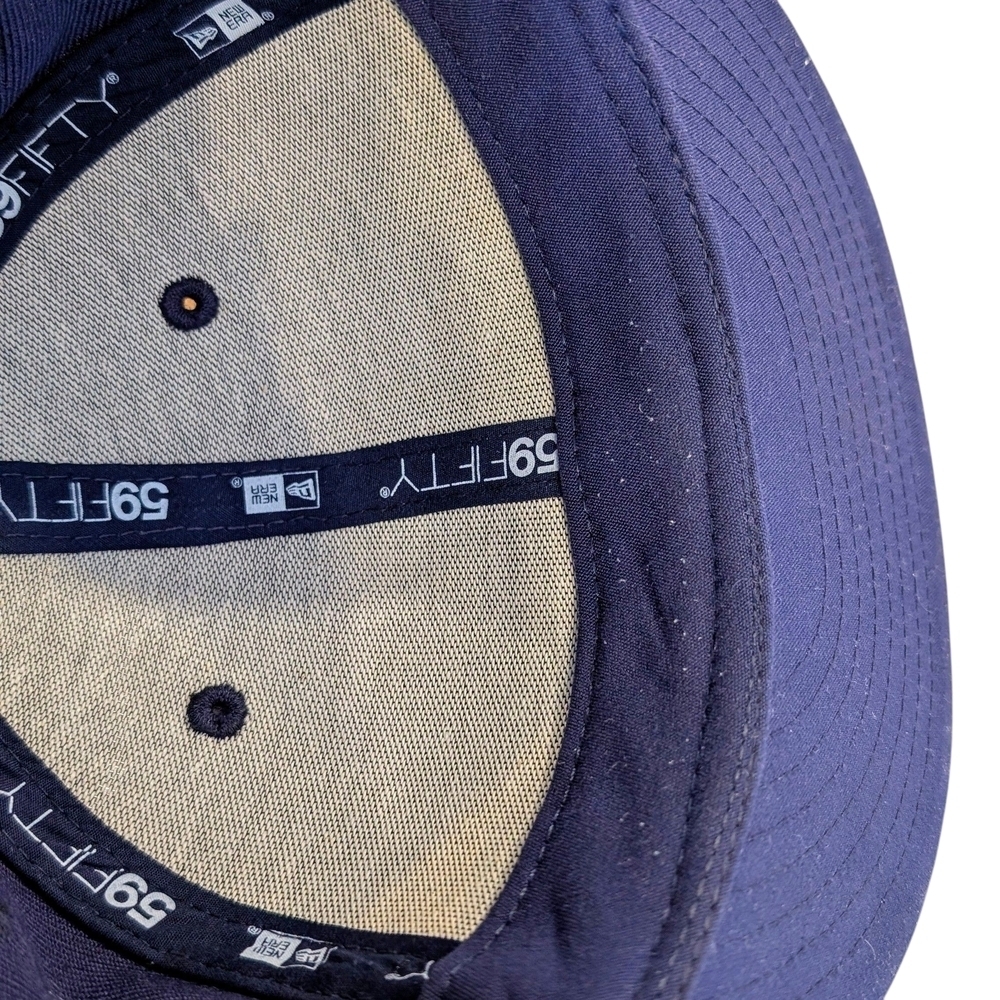 New Era 59FIFTY New York Yankees Fitted Hat Navy Blue 7 3/8 MLB Authentic - Picture 4 of 5